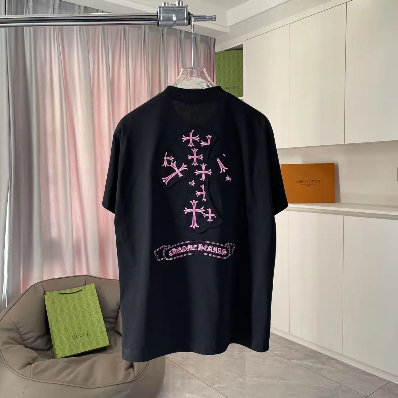 🅿️200 ch Cro* 2025 spring and summer new style Sanskrit horseshoe cross laser patch embroidery short-sleeved t-shirt custom fabric 300g same style for men and women Size: S M L XL XXL Five codes Color: black white